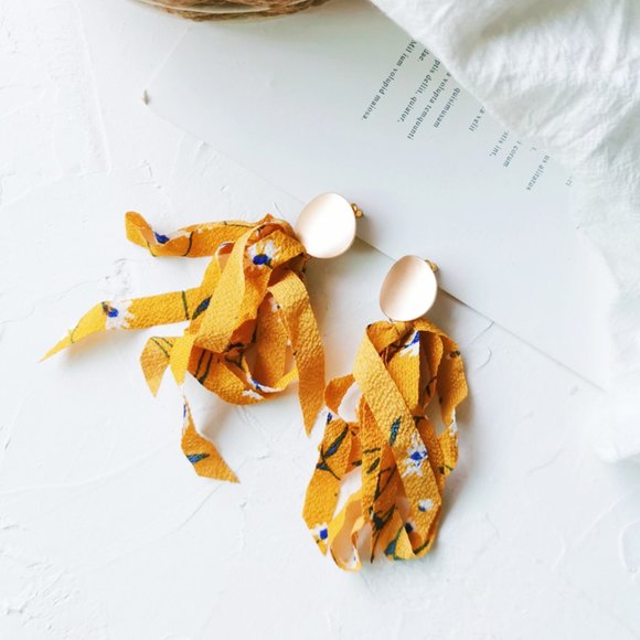 Floral Fabric Ribbon Earrings Metal Stud - Picture 2 of 12